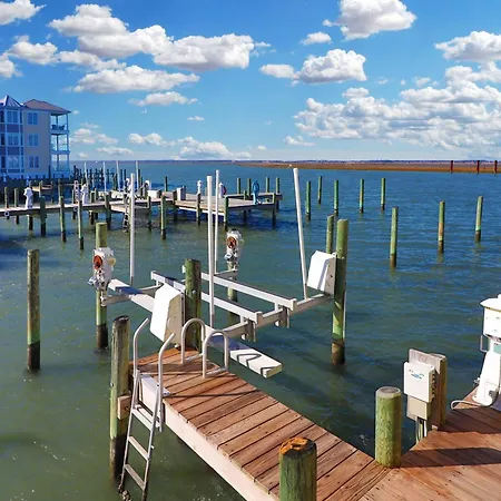 Sunset Bay Villa 116 - Waterfront With Shared Pool!